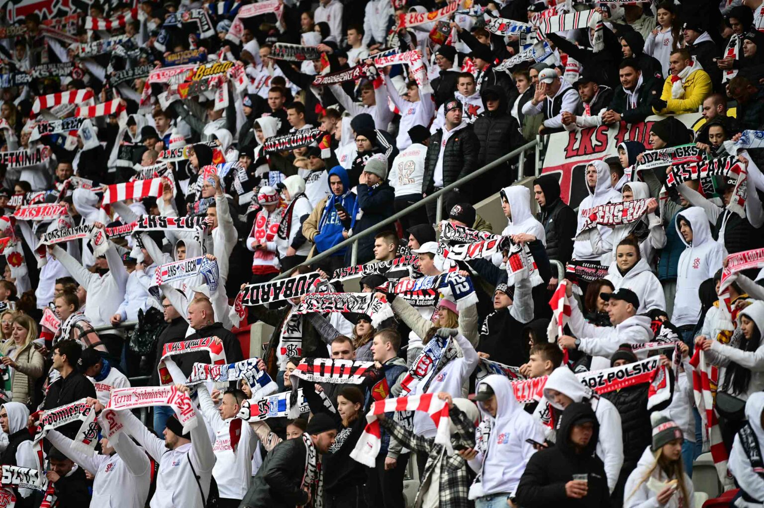 LKS Lodz vs Lech Poznan doping 149