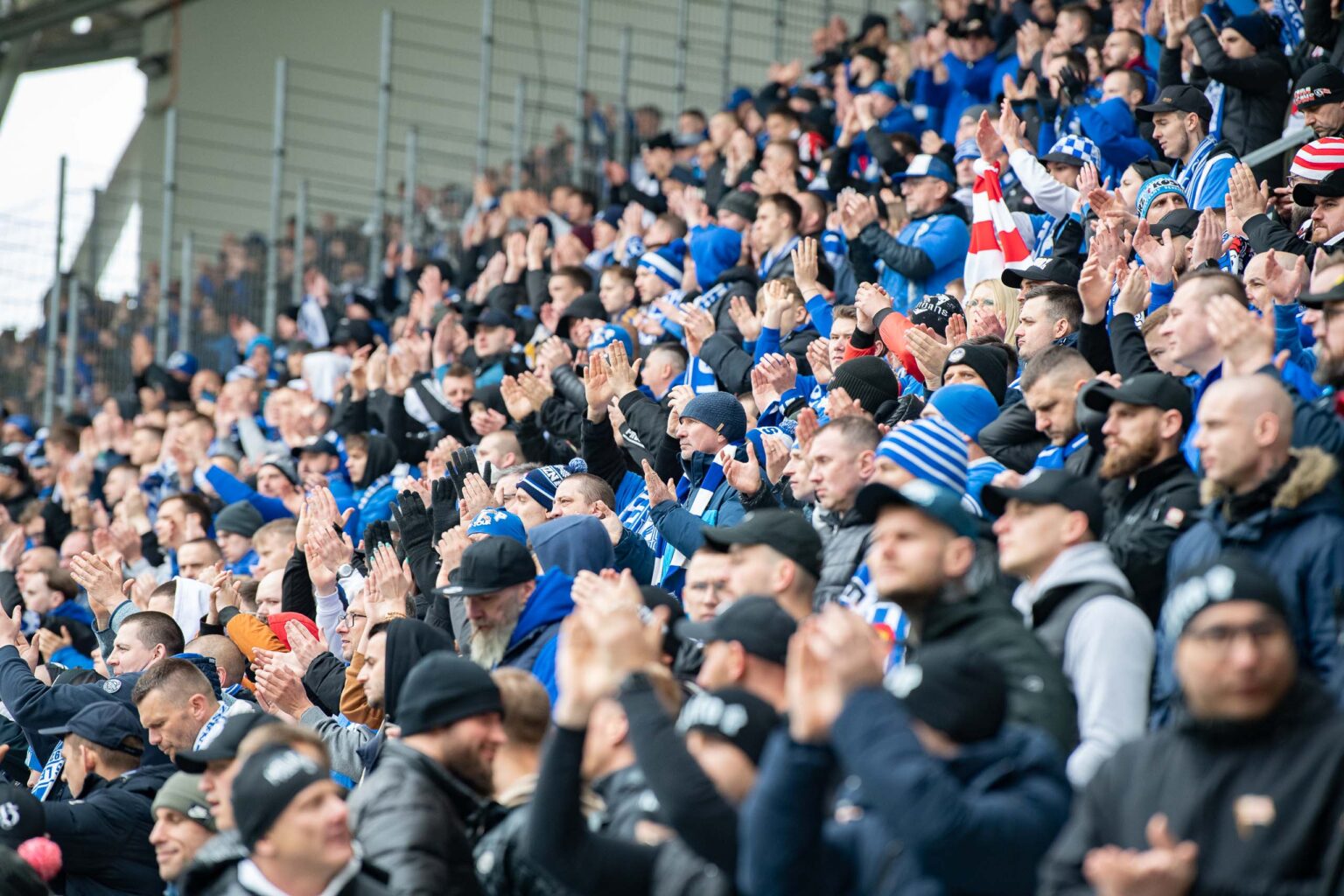 LKS Lodz vs Lech Poznan doping 15
