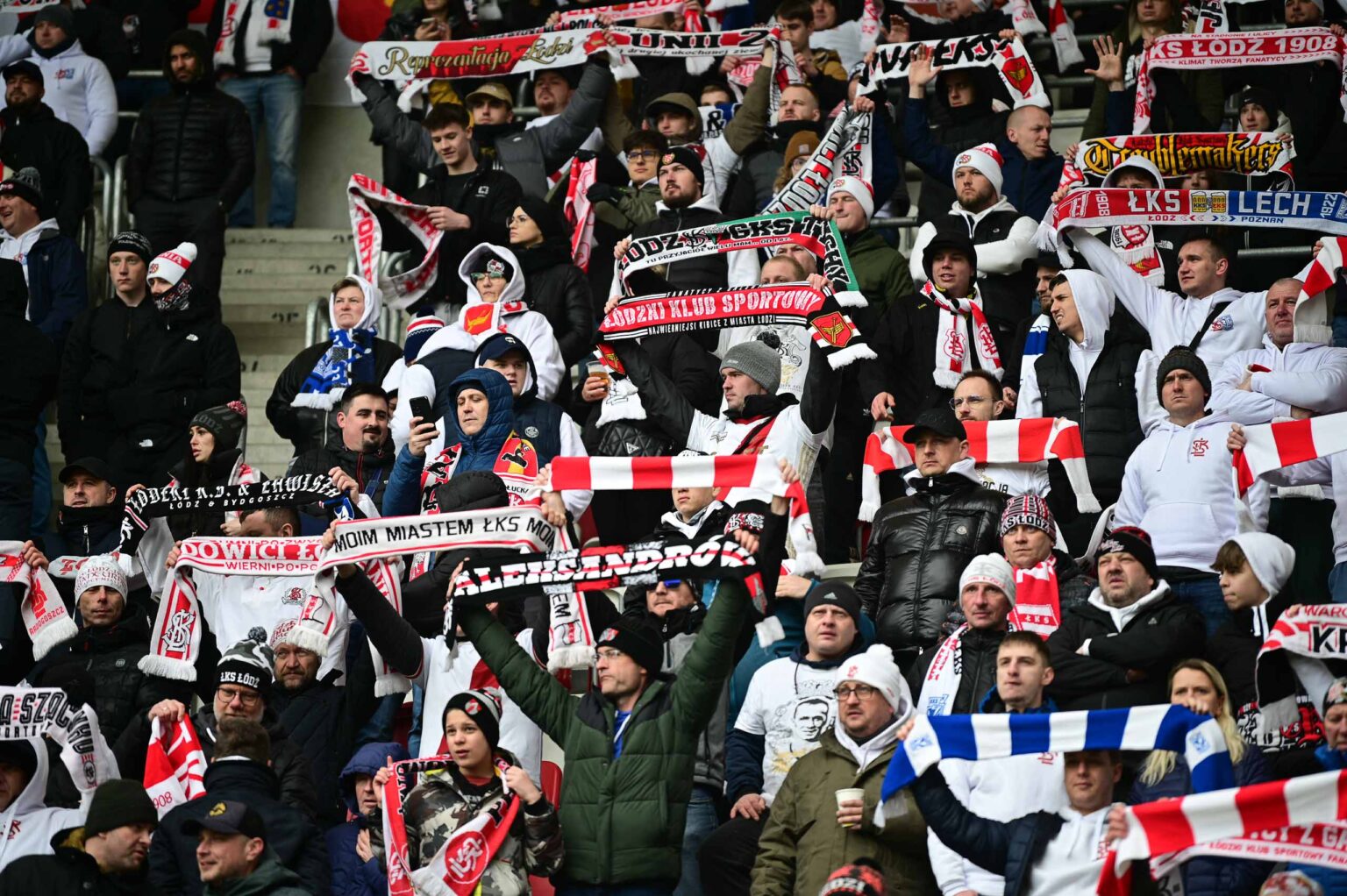 LKS Lodz vs Lech Poznan doping 158