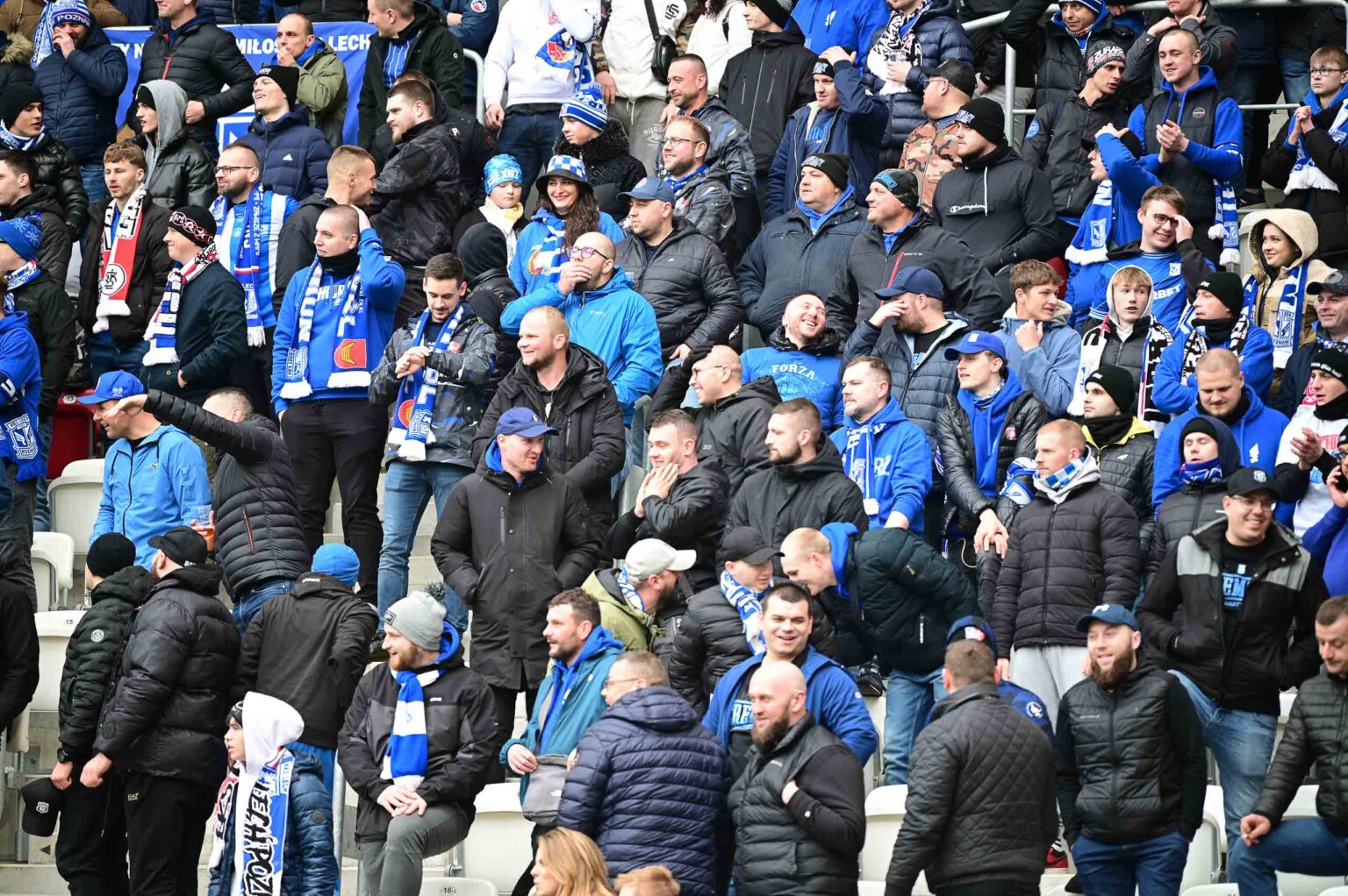 LKS Lodz vs Lech Poznan doping 163