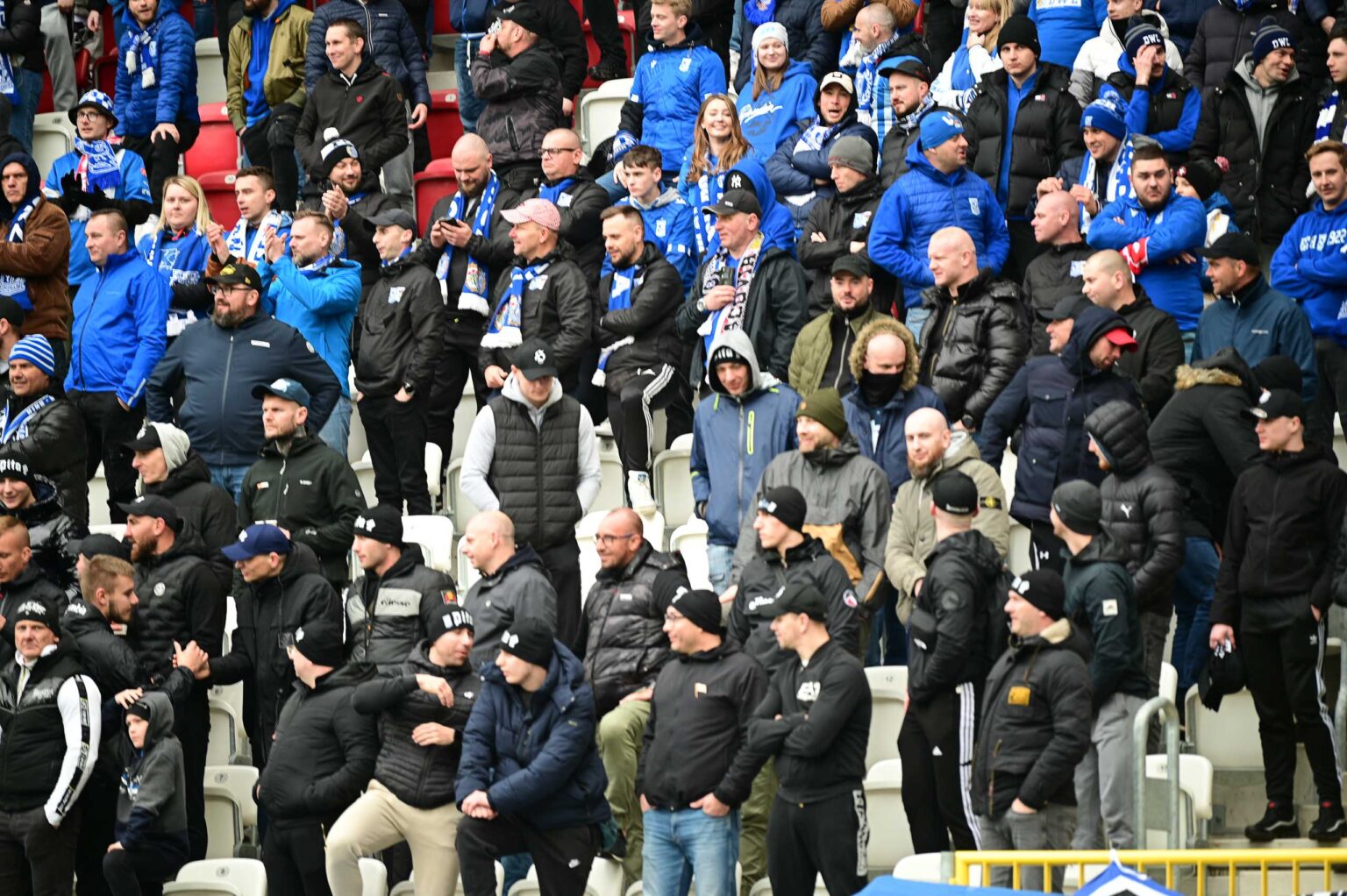 LKS Lodz vs Lech Poznan doping 169