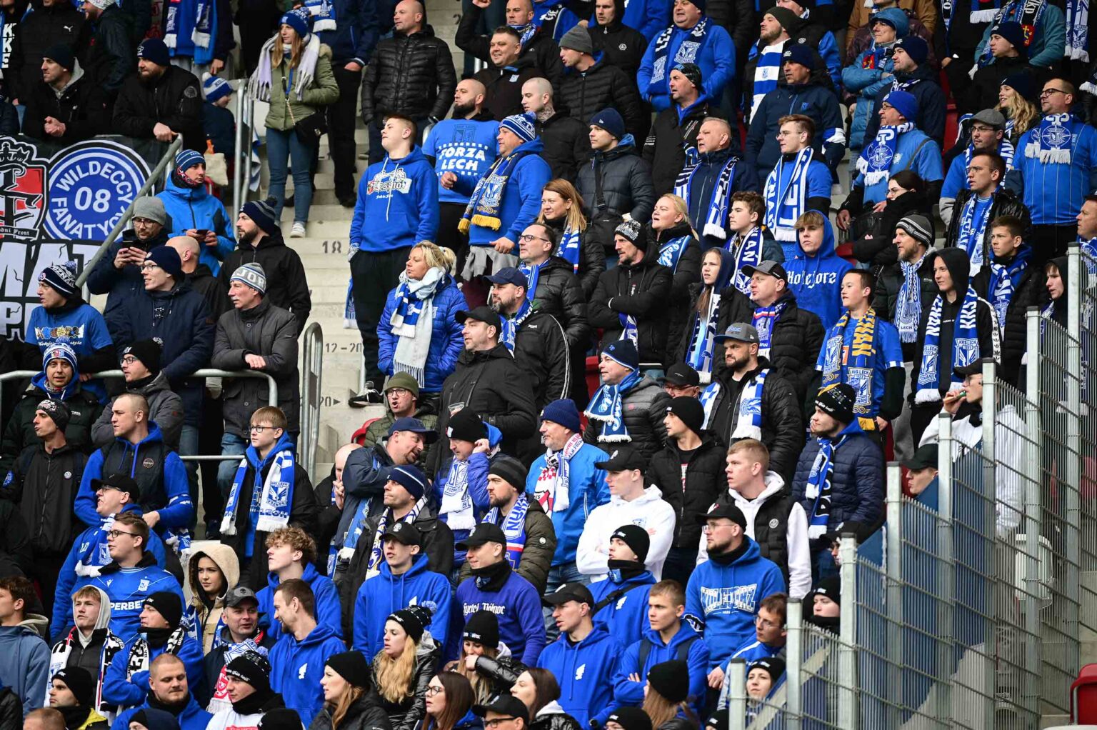 LKS Lodz vs Lech Poznan doping 184