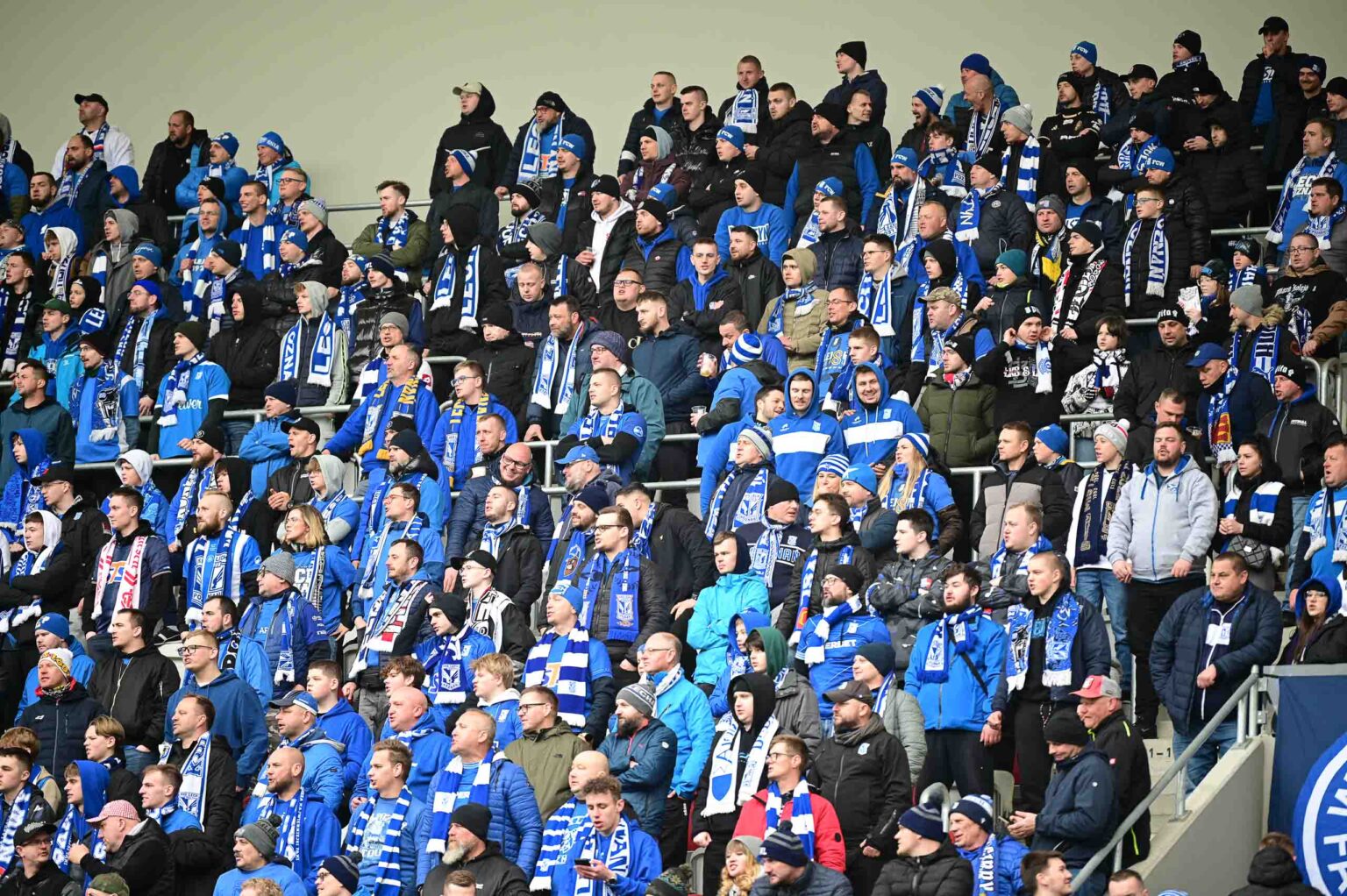 LKS Lodz vs Lech Poznan doping 189