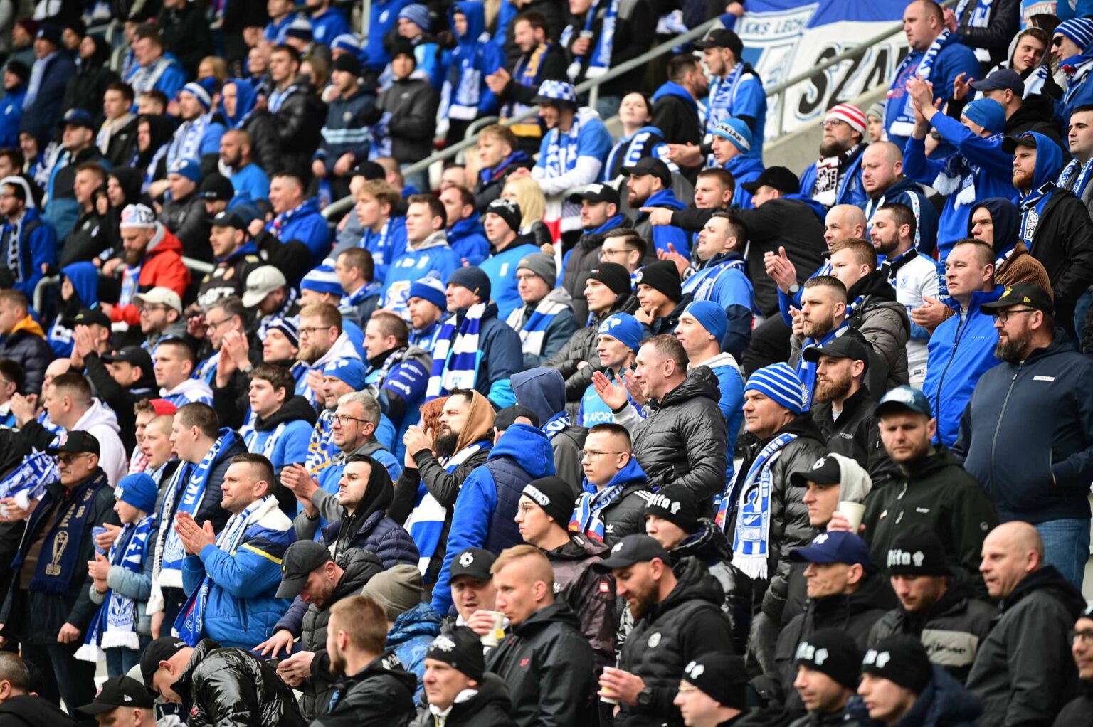 LKS Lodz vs Lech Poznan doping 195