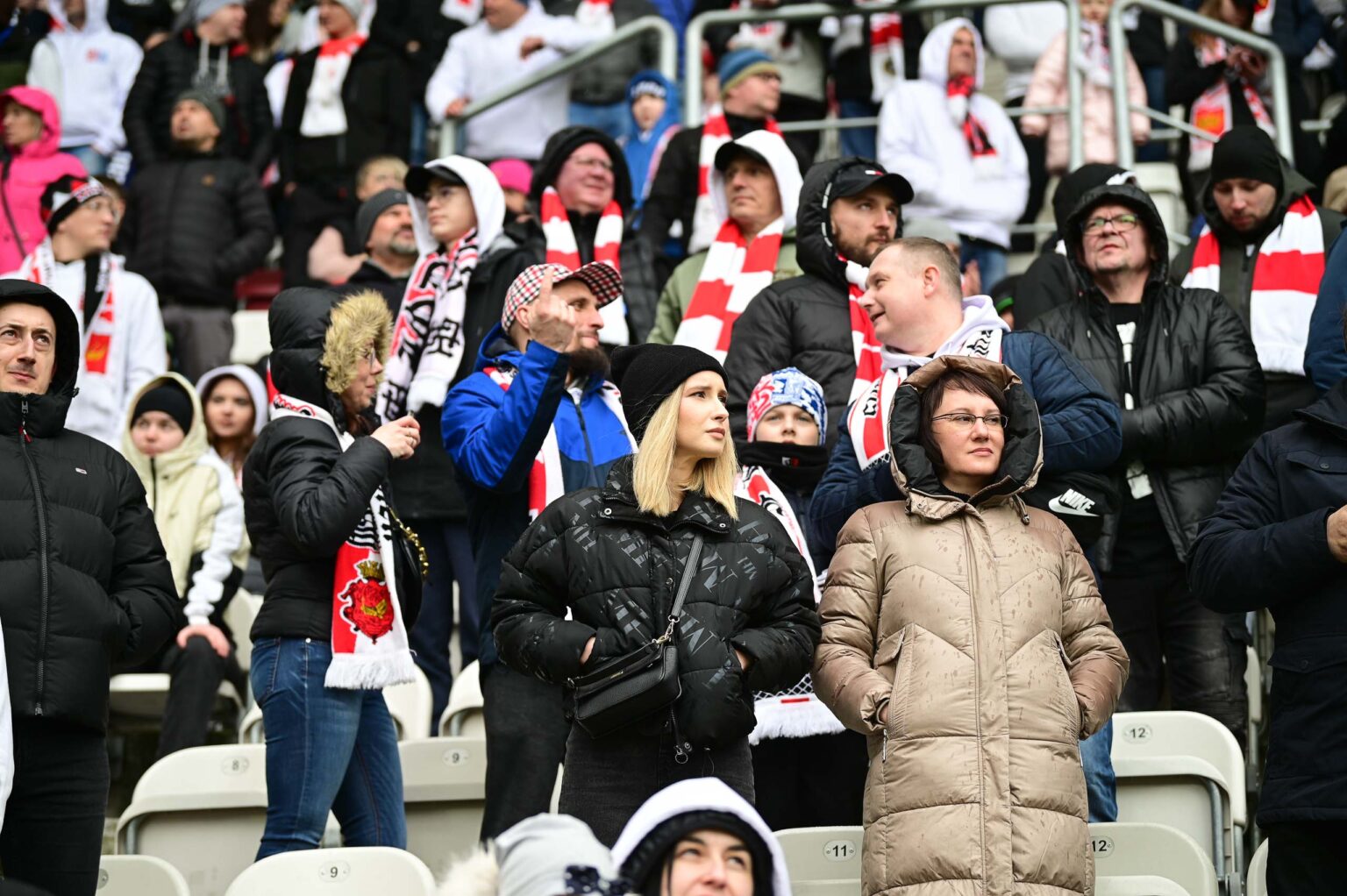 LKS Lodz vs Lech Poznan doping 33
