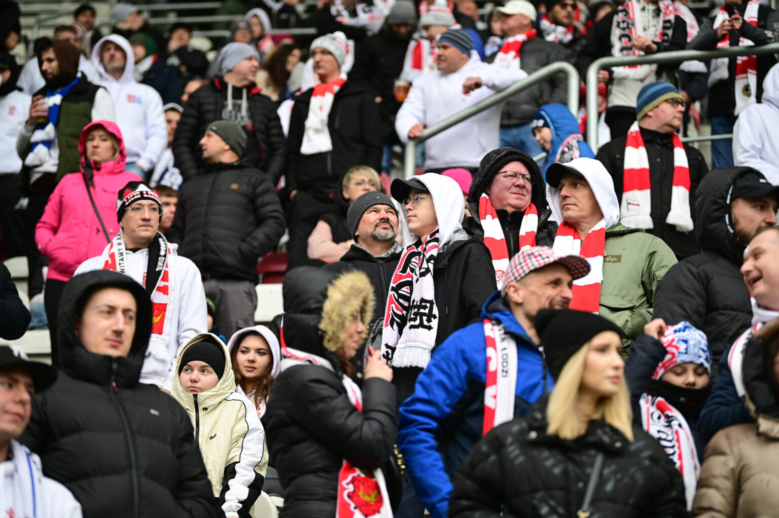 LKS Lodz vs Lech Poznan doping 34