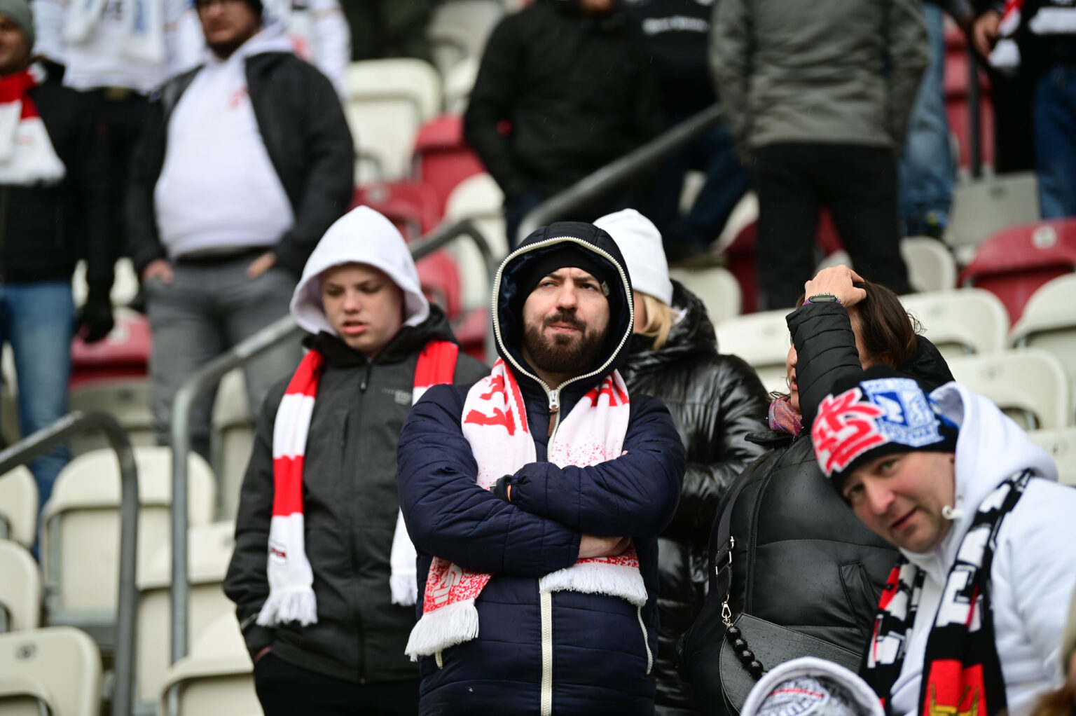 LKS Lodz vs Lech Poznan doping 41