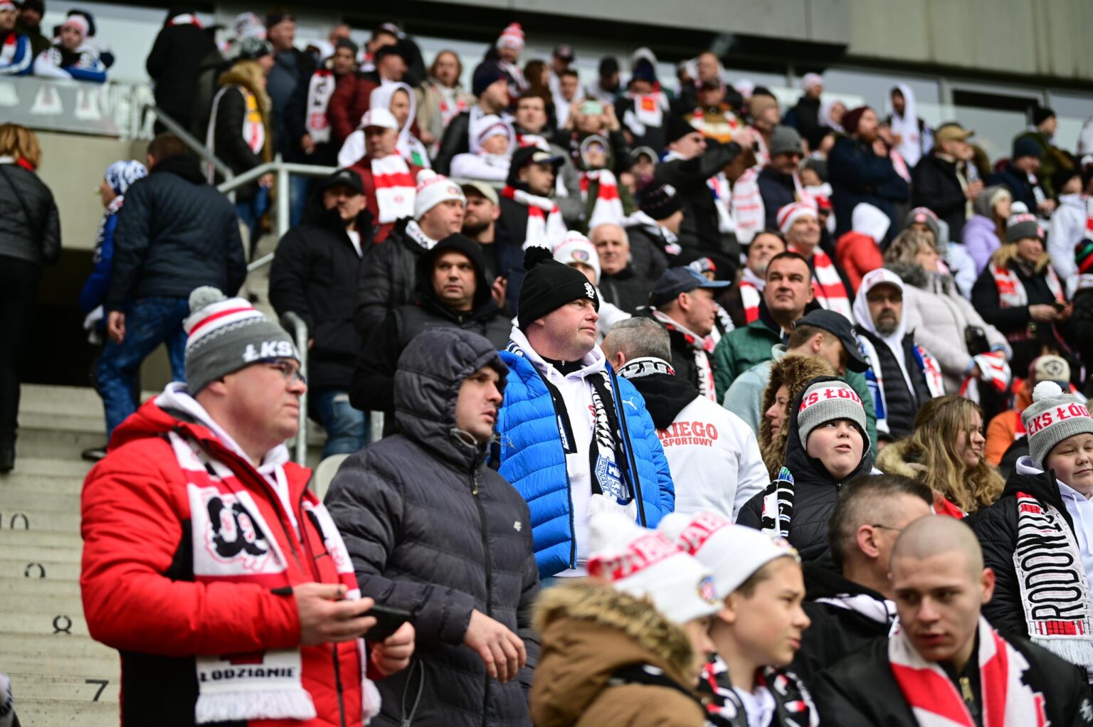 LKS Lodz vs Lech Poznan doping 42