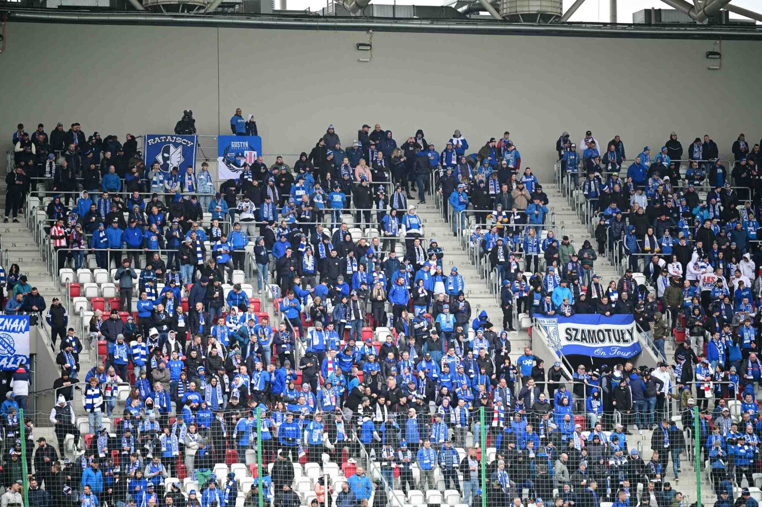 LKS Lodz vs Lech Poznan doping 49