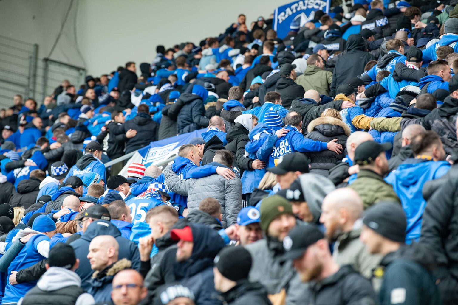 LKS Lodz vs Lech Poznan doping 5