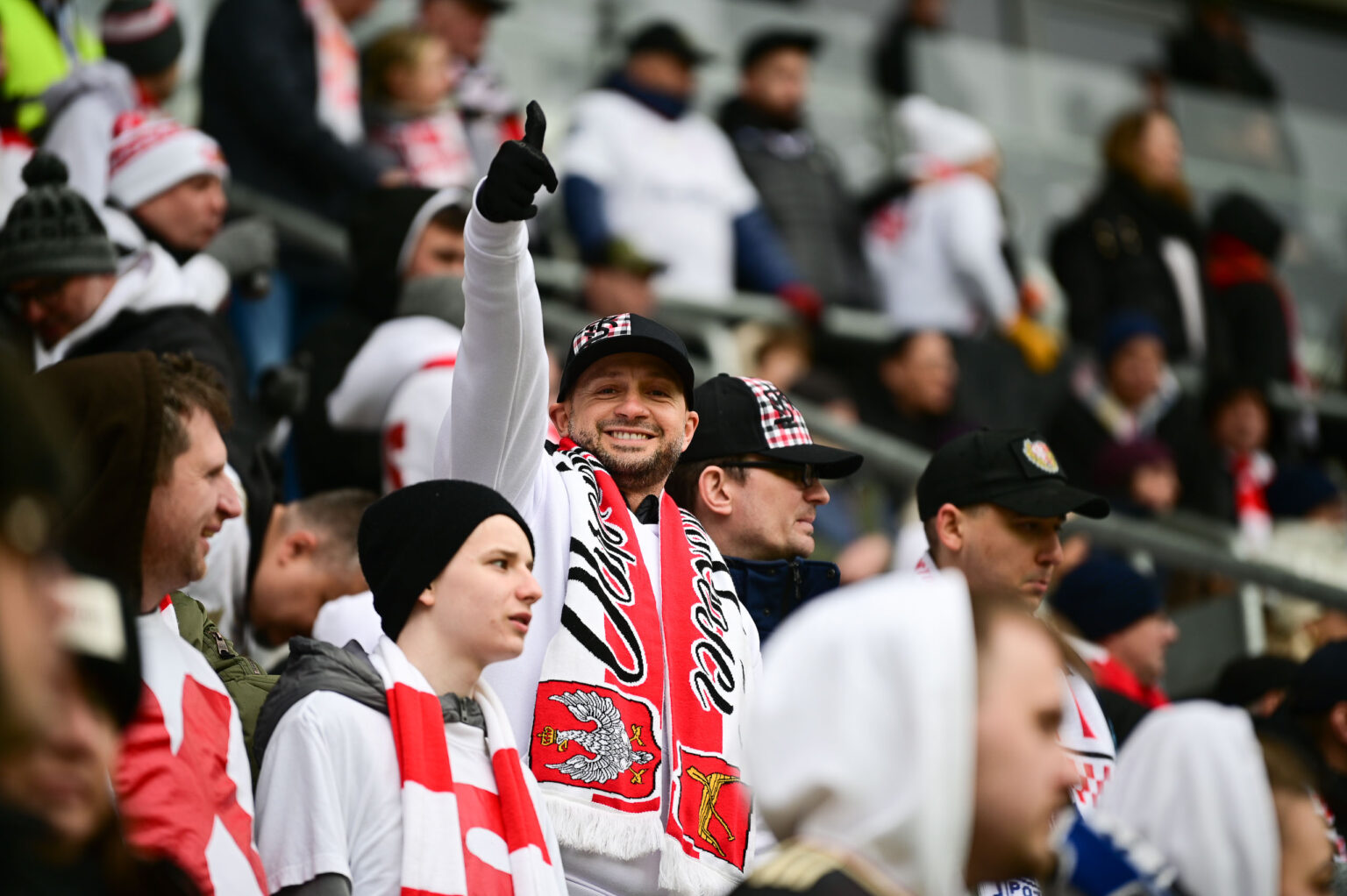 LKS Lodz vs Lech Poznan doping 72
