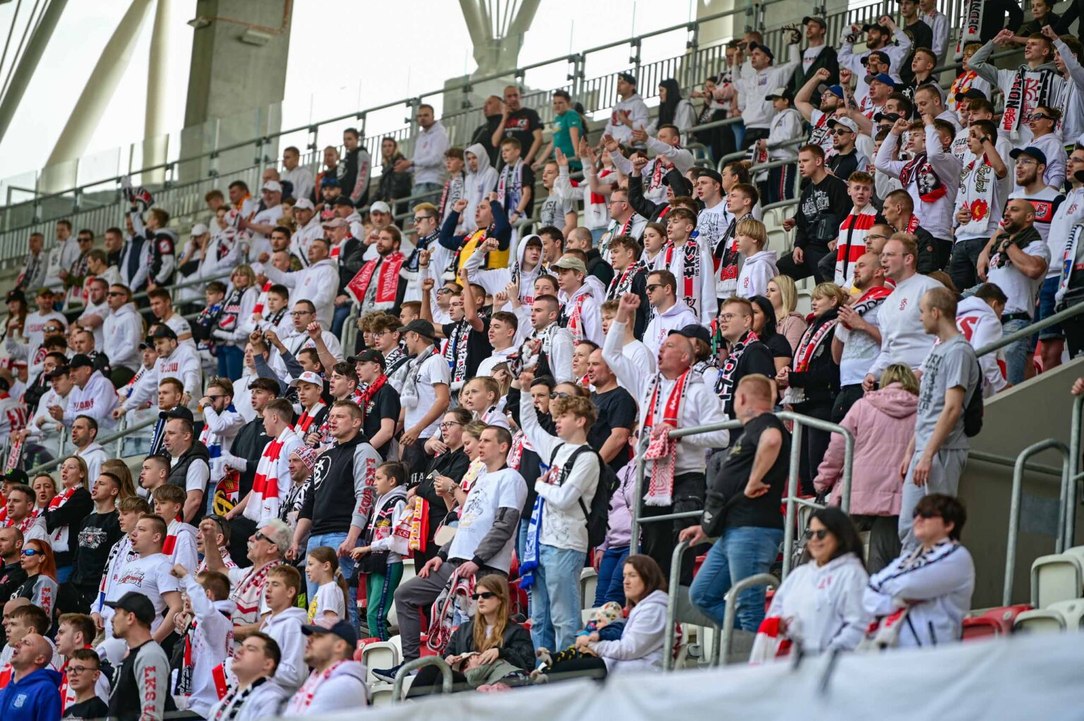 LKS Lodz vs Radomiak Radom doping 10