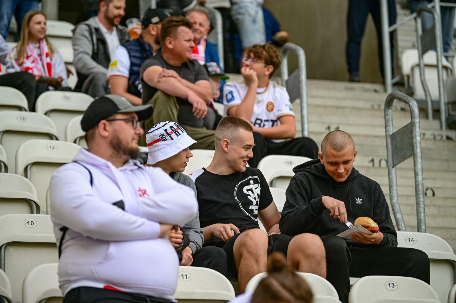 LKS Lodz vs Radomiak Radom doping 27