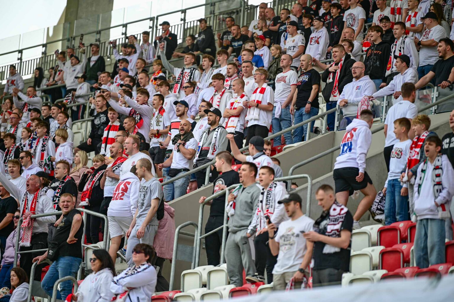 LKS Lodz vs Radomiak Radom doping 8
