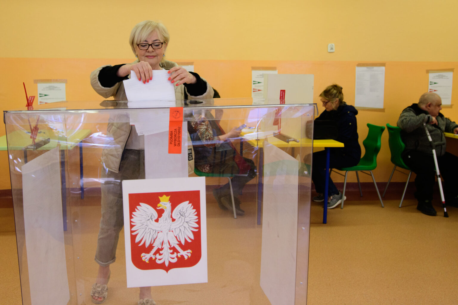 Lodzianie glosuja w wyborach samorzadowych 2024 16