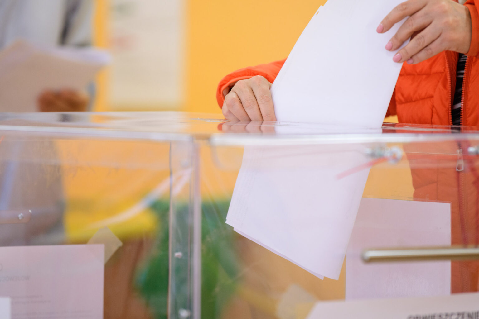 Lodzianie glosuja w wyborach samorzadowych 2024 19