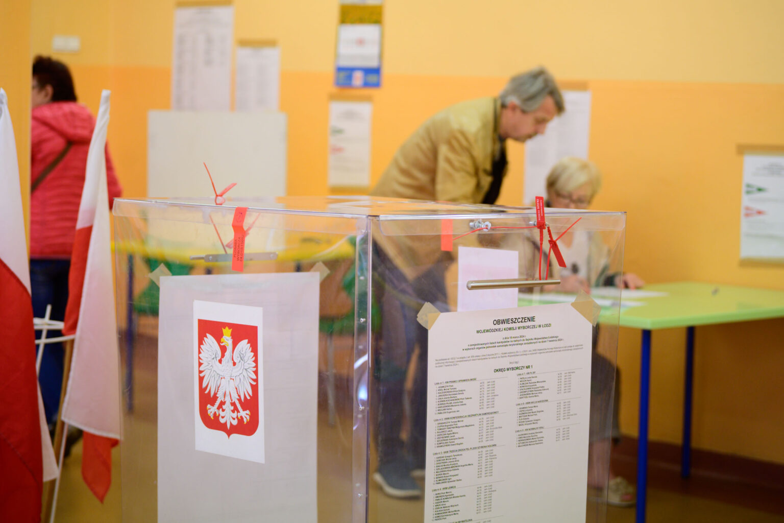 Lodzianie glosuja w wyborach samorzadowych 2024 48