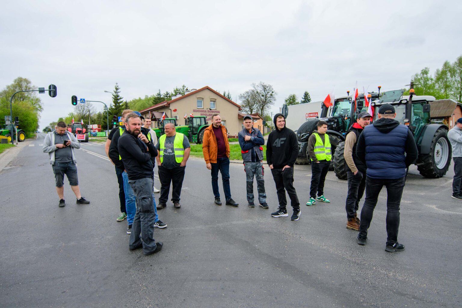Protest rolnikow skrzyzowanie Nowosolna 12