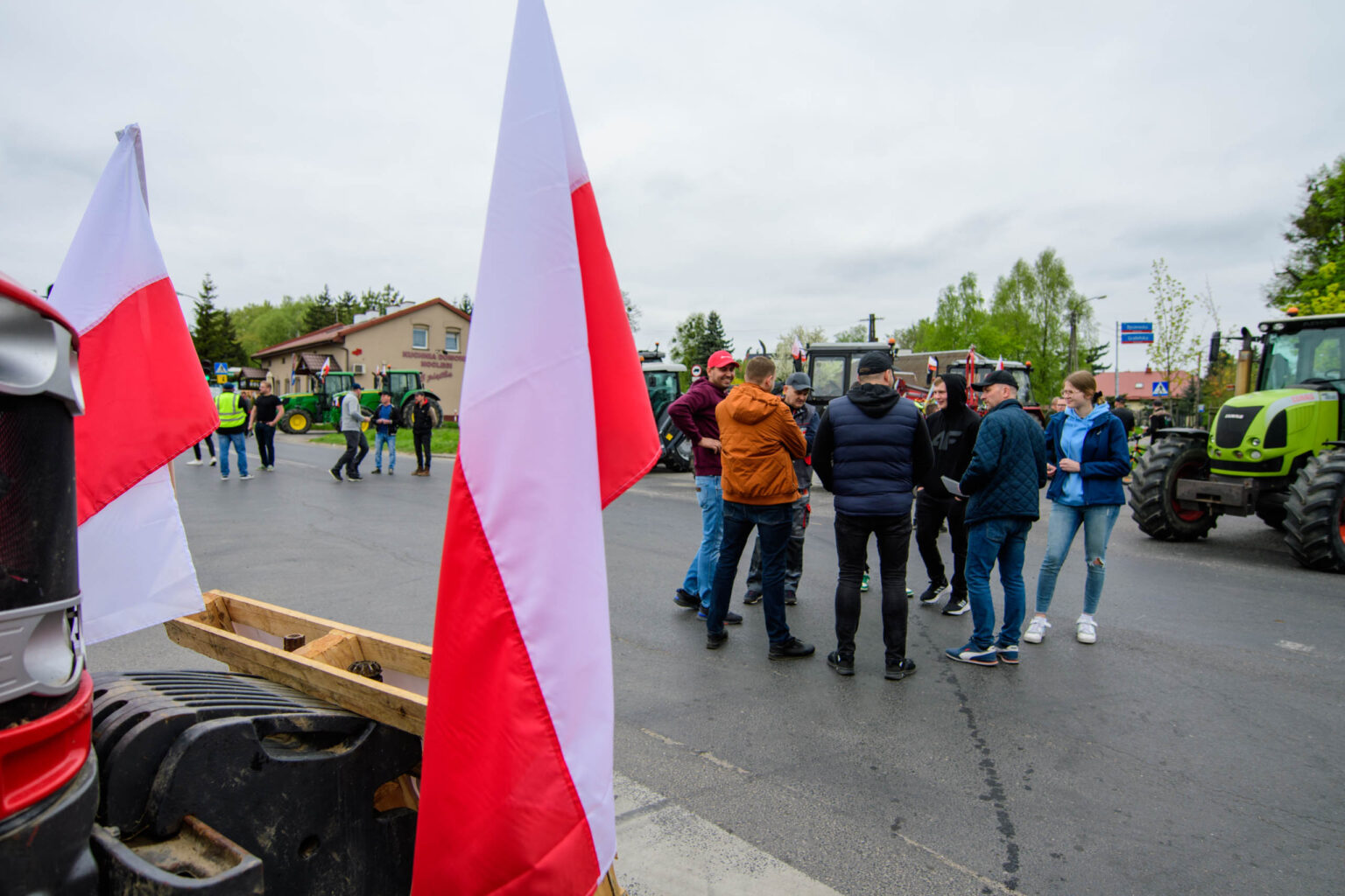 Protest rolnikow skrzyzowanie Nowosolna 16