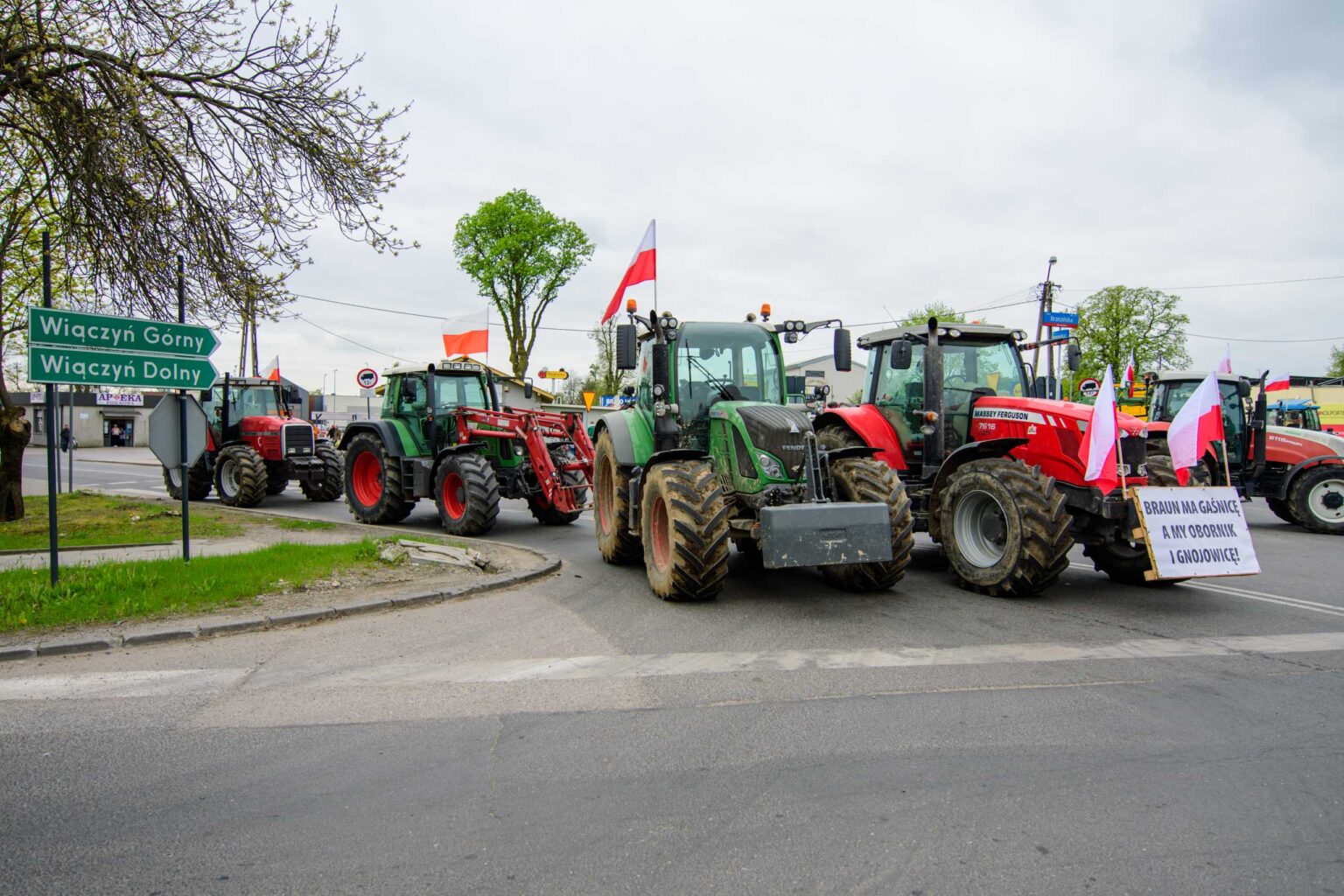 Protest rolnikow skrzyzowanie Nowosolna 2