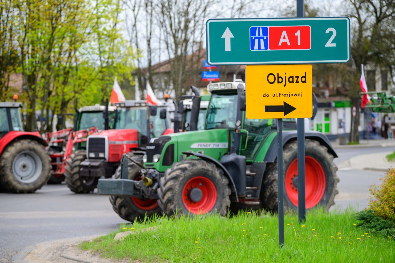 Protest rolnikow skrzyzowanie Nowosolna 30