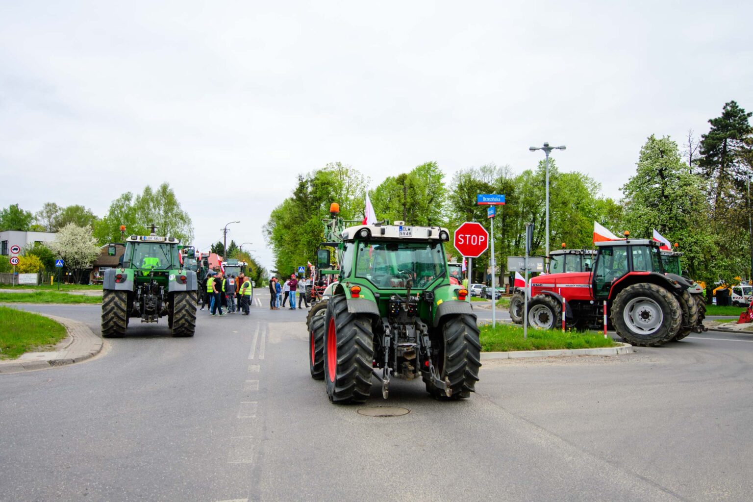 Protest rolnikow skrzyzowanie Nowosolna 5