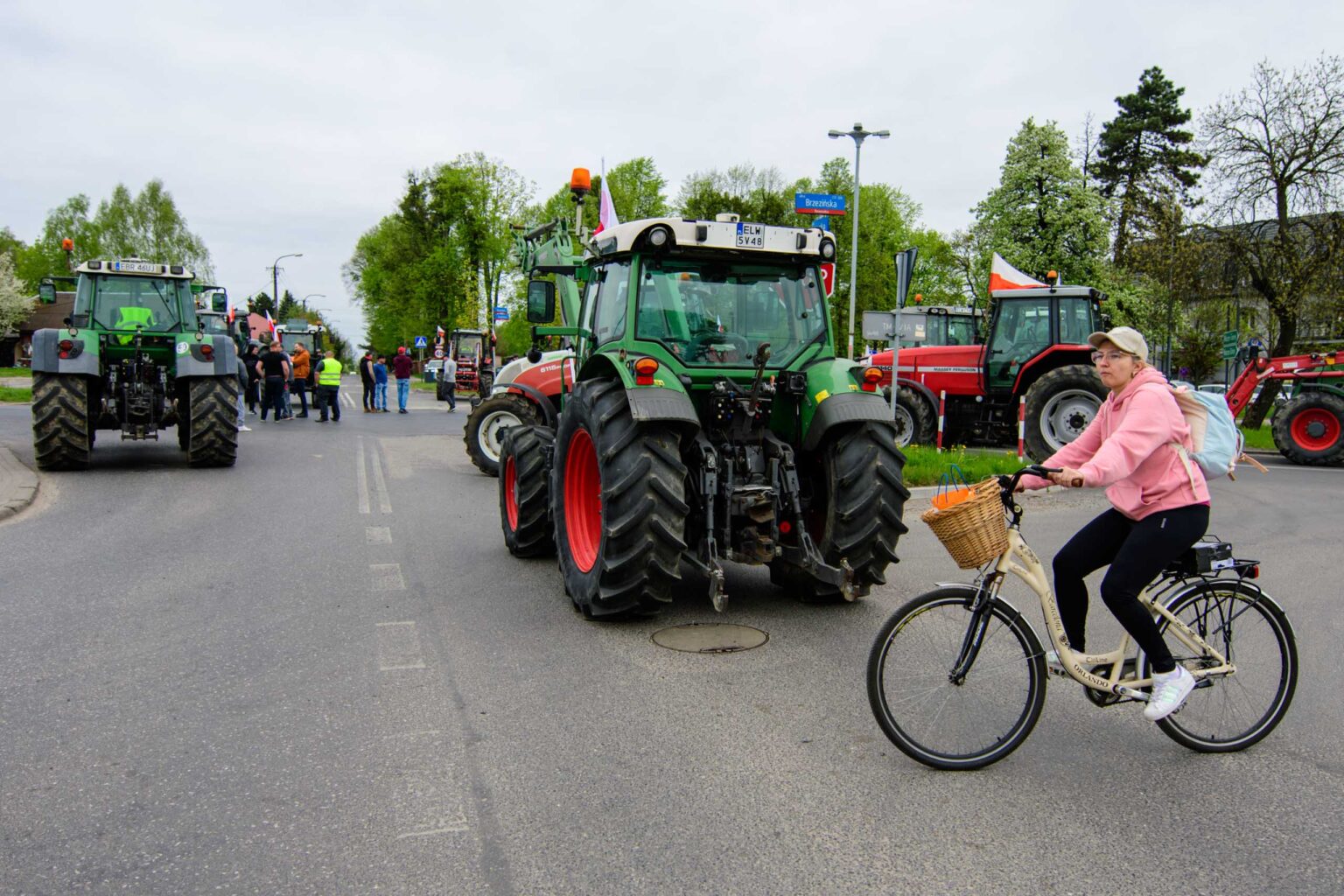 Protest rolnikow skrzyzowanie Nowosolna 6