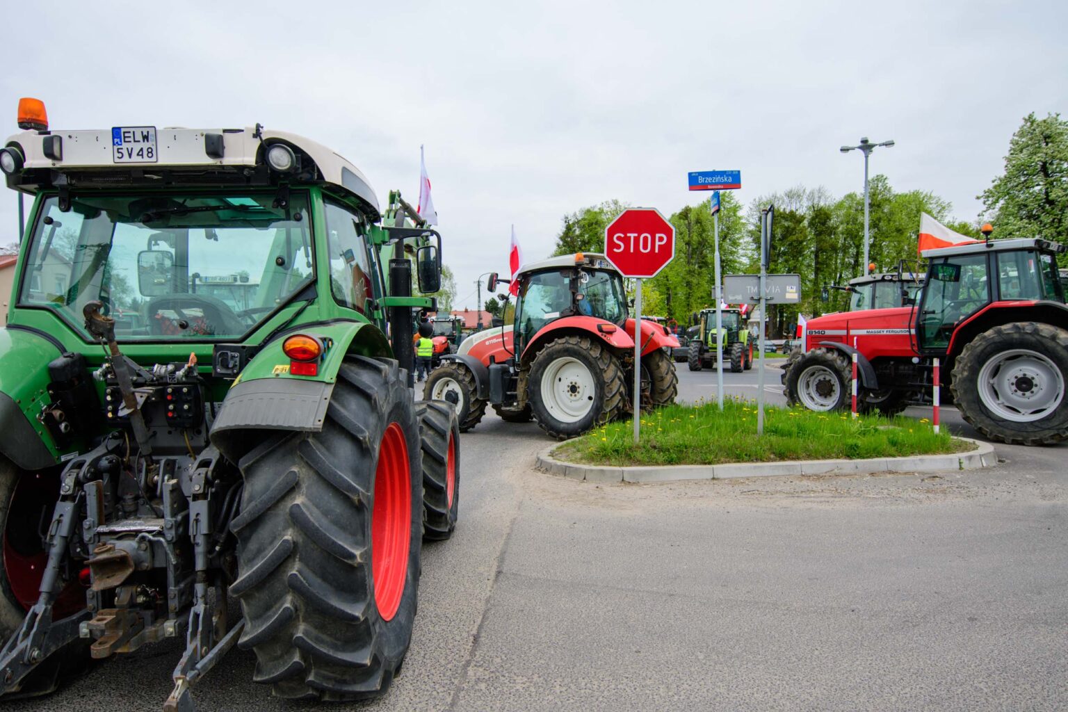 Protest rolnikow skrzyzowanie Nowosolna 7