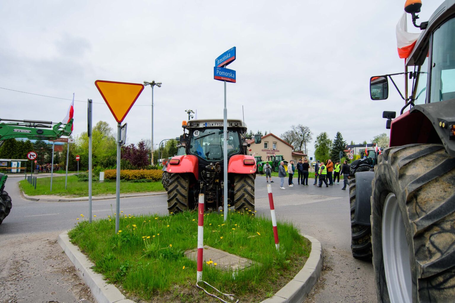 Protest rolnikow skrzyzowanie Nowosolna 8