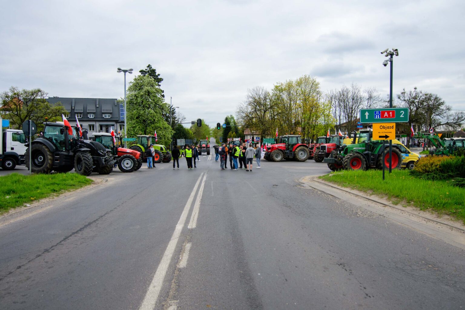 Protest rolnikow skrzyzowanie Nowosolna 9