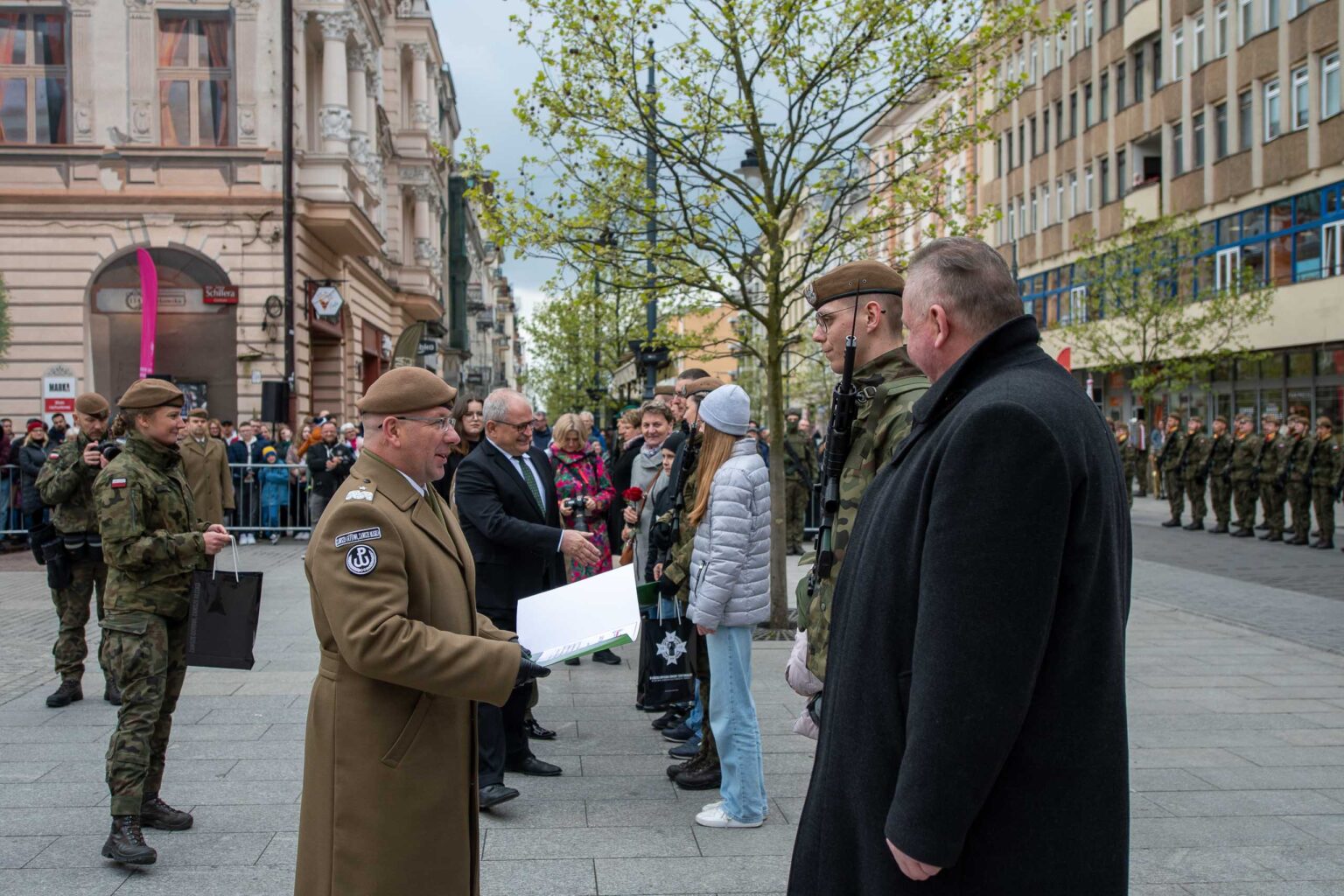Przysiega WOT Lodz Pasaz Schillera 12