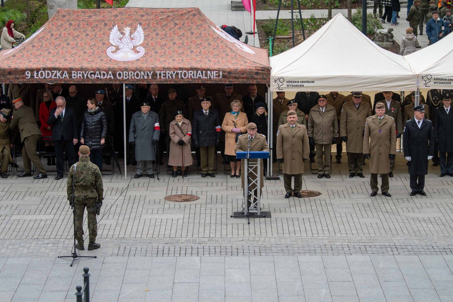 Przysiega WOT Lodz Pasaz Schillera 7