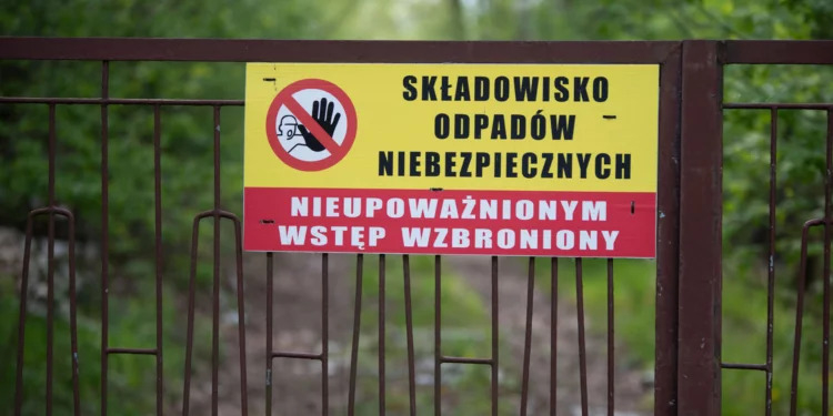 Składowisko odpadów po dawnych zakładach Boruta stanie się własnością Zgierza 1 Składowisko odpadów