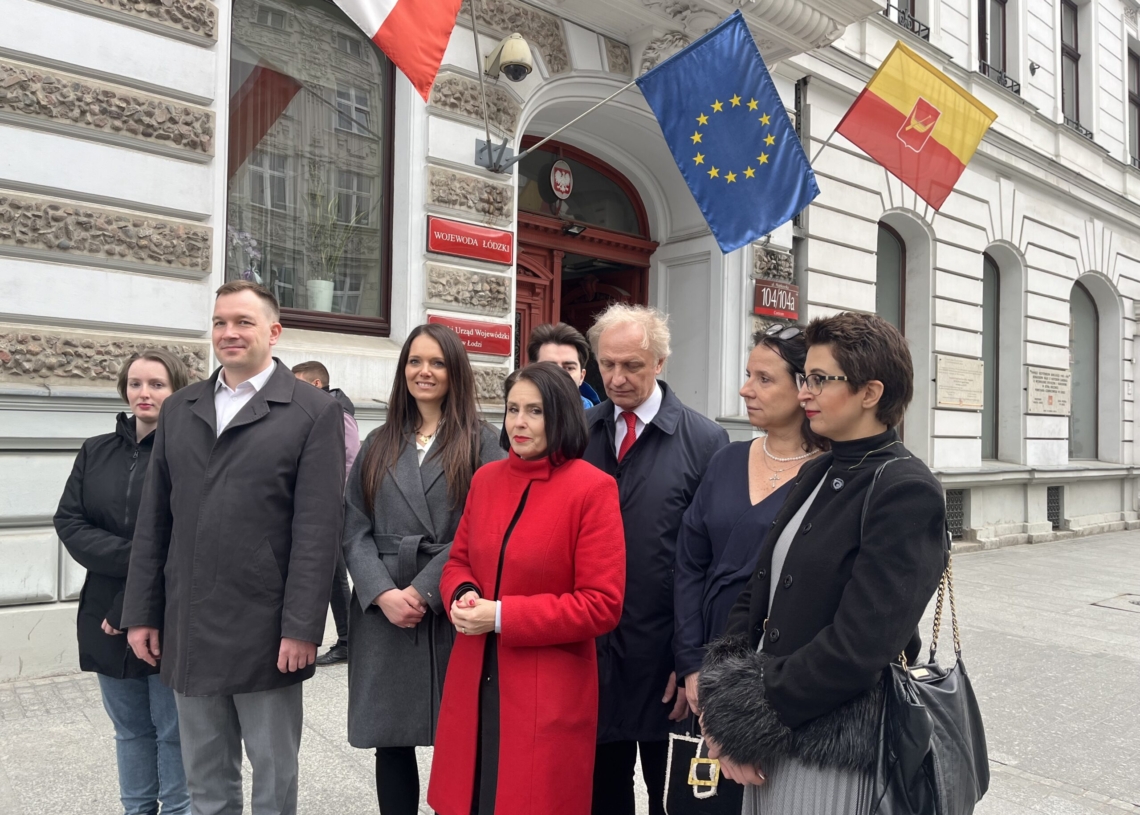 Agnieszka Wojciechowska van Heukelom podsumowała kampanię wyborczą. Przygotowała prezent dla Hanny Zdanowskiej 1 Agnieszka Wojciechowska van Heukelom podsumowała kampanię wyborczą