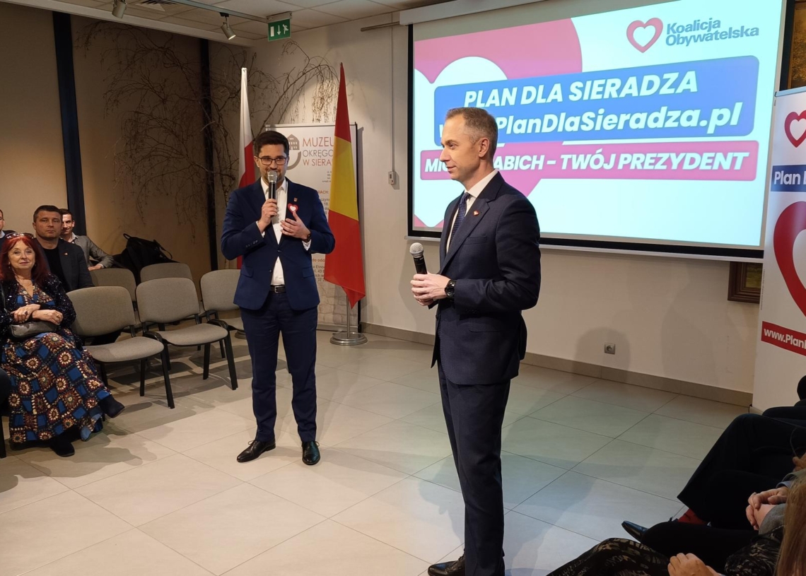 Cezary Tomczyk obiecuje dofinansowanie 15 Brygady Wsparcia Dowodzenia w Sieradzu
