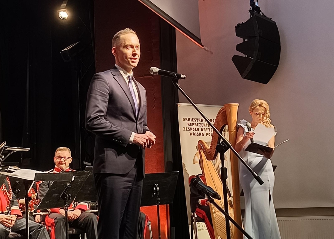 Sieradz: koncert z okazji 25. rocznicy wstąpienia Polski do NATO