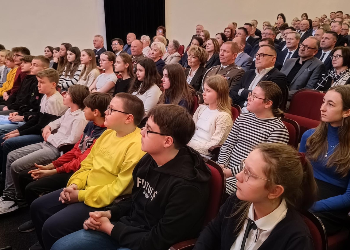 Sieradz: koncert z okazji 25. rocznicy wstąpienia Polski do NATO
