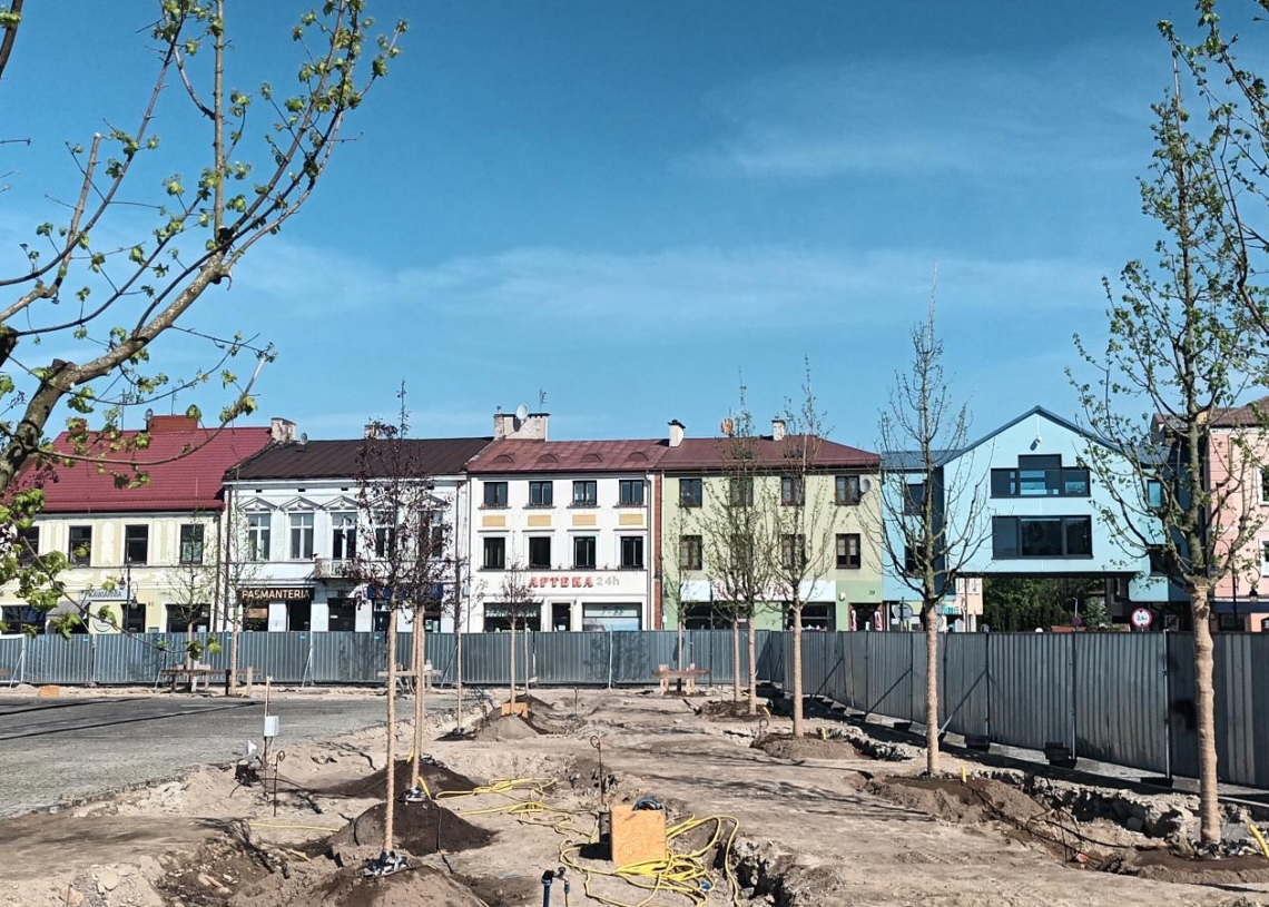 Rynek w Skierniewicach staje się zielony