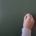 Debata „Tylko u nas”. Dzisiejsza szkoła nadąża za zmianami?