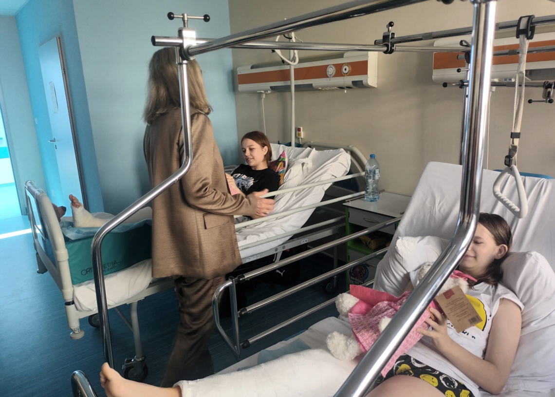 Pluszaki na Dzień Dziecka dla pacjentów ICZMP w Łodzi