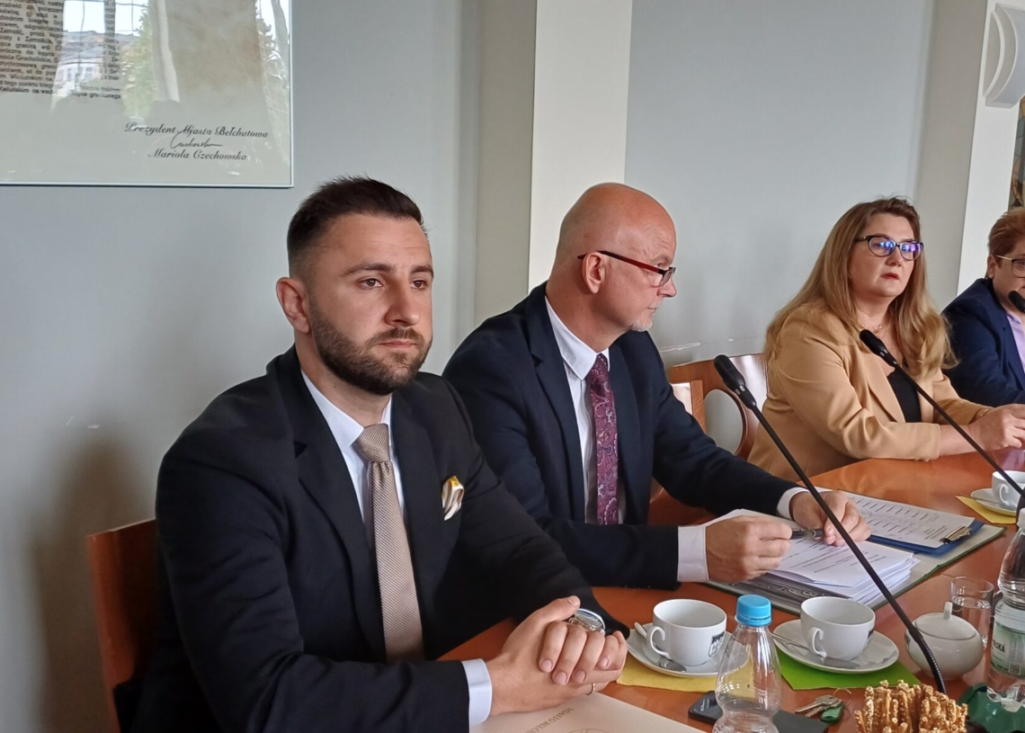 Pierwsza sesja nowej Rady Miejskiej w Bełchatowie – Partyk Marjan zaprzysiężony na prezydenta