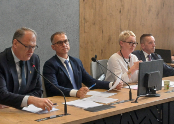 Prezydent Radomska poznał swoją pensję. Będzie zarabiał mniej niż w poprzedniej kadencji