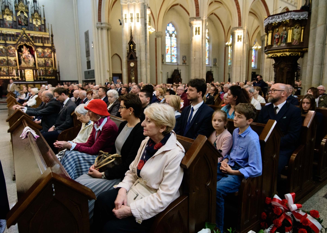 Konstytucja 3 maja - uroczystości w Łodzi. Msza św. w archikatedrze