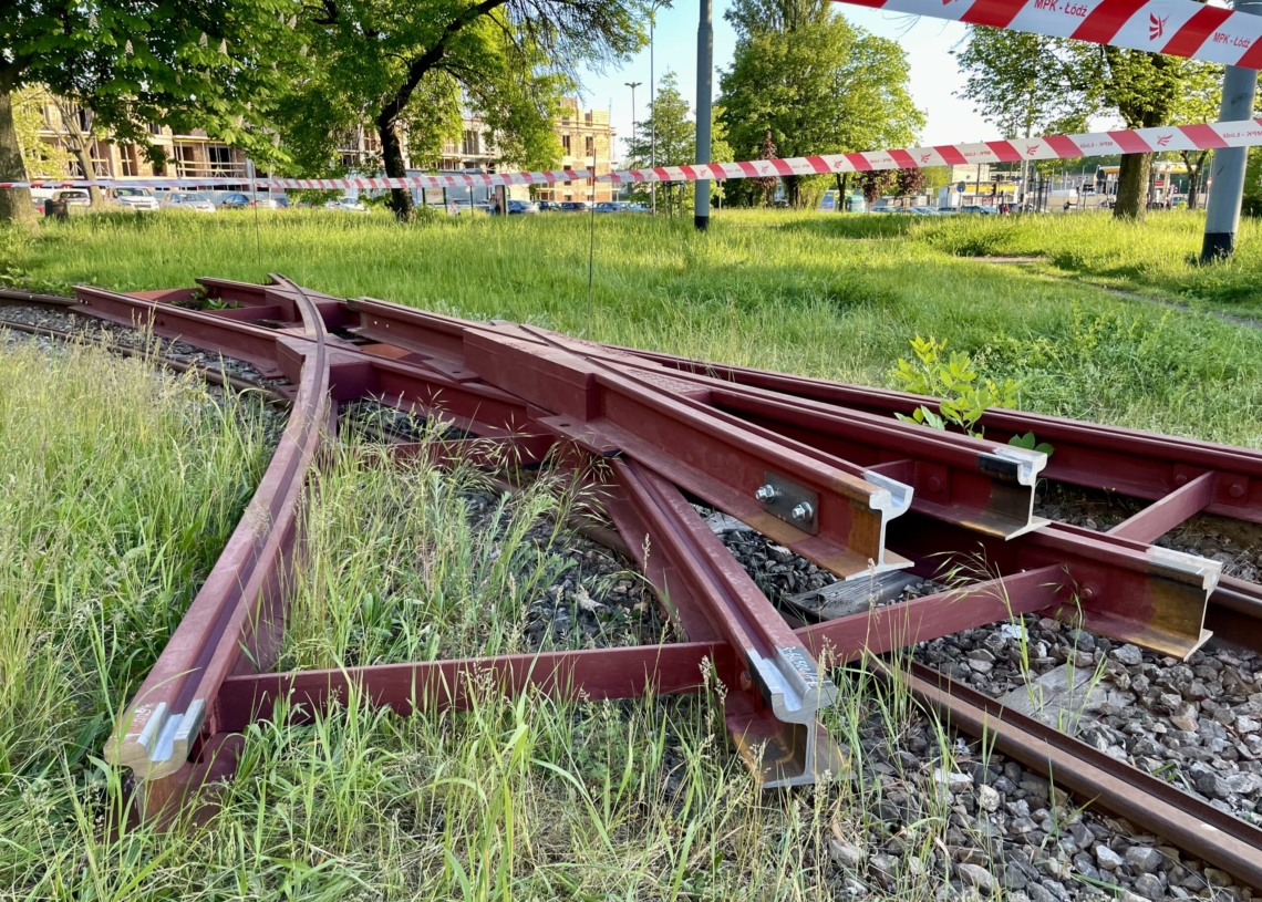 Rozpoczęła się budowa rozjazdu dla tramwajów linii 43 przy dawnej pętli Towarowa. Ich powrót na trasę ma nastąpić w lipcu