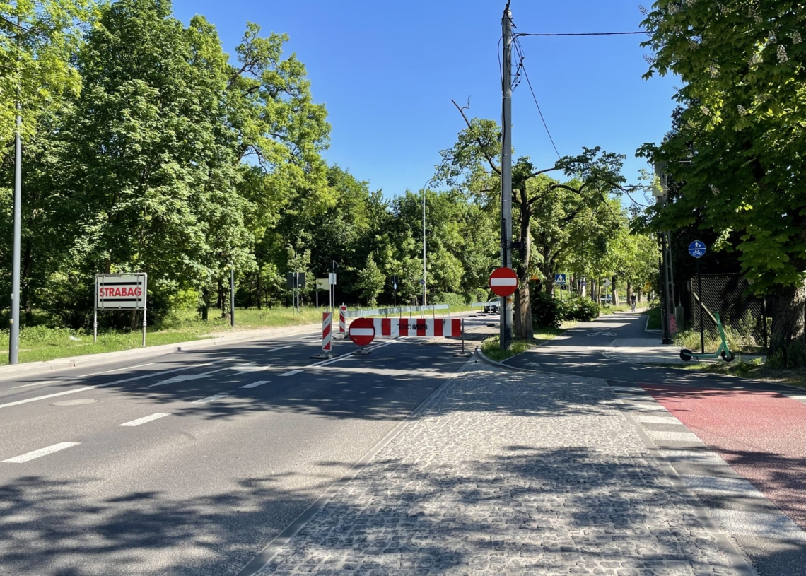 Pierwszy dzień remontu ul. Krakowskiej. Niewielu kierowców korzysta z objazdu wytyczonego przez miasto