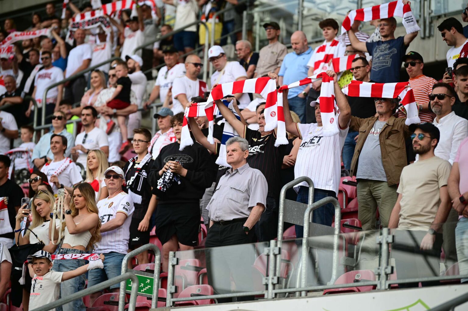 LKS Lodz vs Slask Wroclaw doping Fot Sebastian Szwajkowski 172