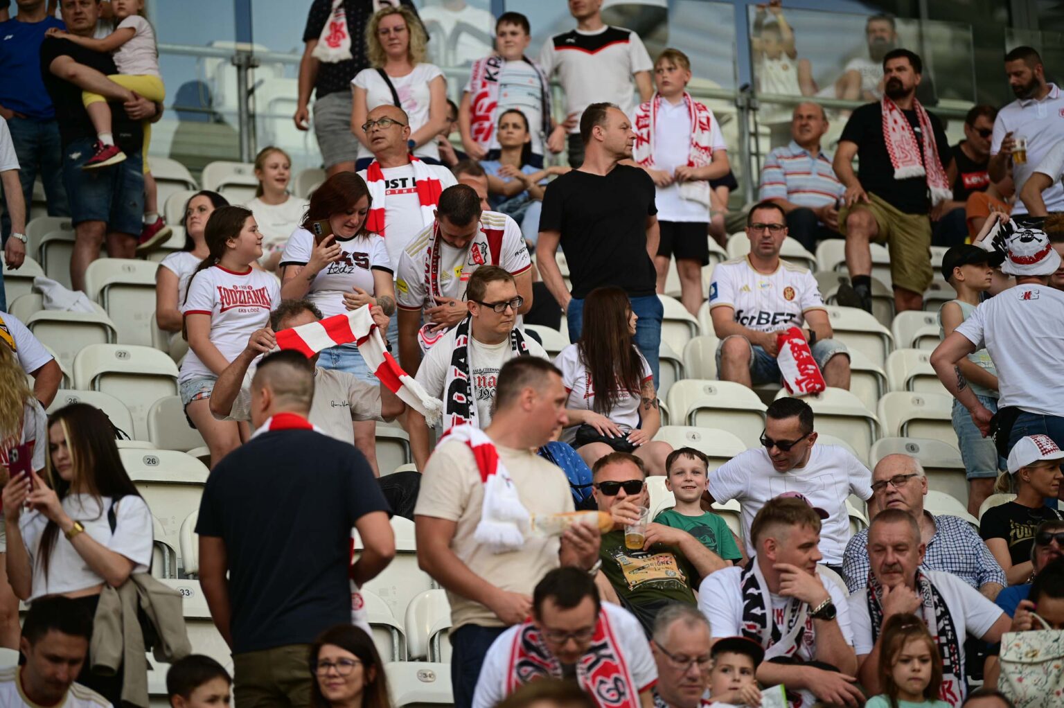 LKS Lodz vs Stal Mielec doping Fot Sebastian Szwajkowski 100