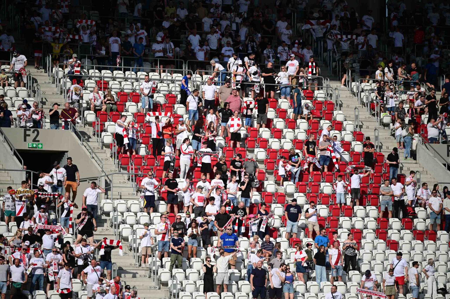 LKS Lodz vs Stal Mielec doping Fot Sebastian Szwajkowski 54