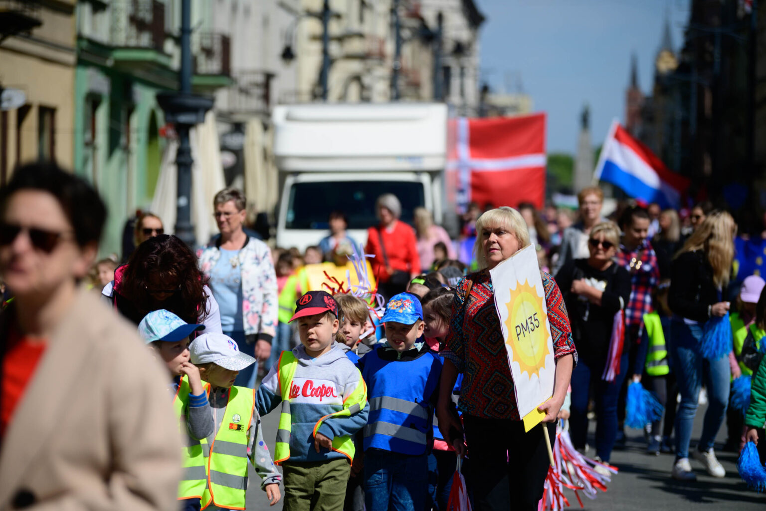 Przemarsz z okazji 20lecia Polski w UE Fot Sebastian Szwajkowski.16