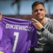 Rafał Gikiewicz zostaje w Widzewie. Przedłużył umowę do 2025 roku 7 Rafał Gikiewicz zostaje w Widzewie